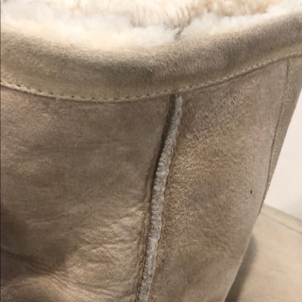 Pull On Uggs - image 6